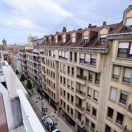 Atico Quintana I - Con Terraza, Vistas A La Ciudad, En El Centro, Con Wifi Y Garaje Apartment Oviedo Bagian luar foto