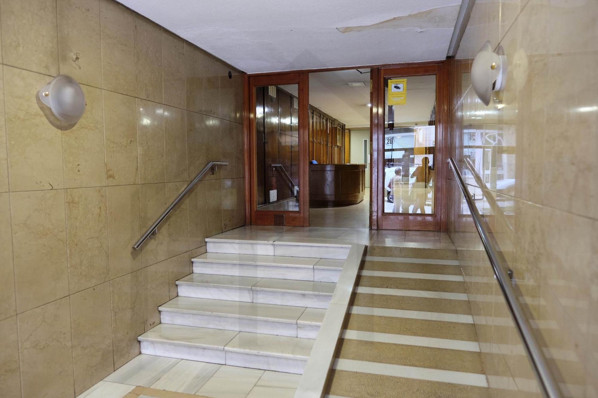 Atico Quintana I - Con Terraza, Vistas A La Ciudad, En El Centro, Con Wifi Y Garaje Apartment Oviedo Bagian luar foto